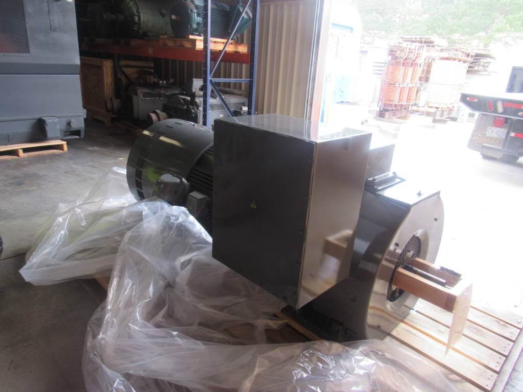 700 HP, 3600 RPM, BALDOR/RELIANCE FRAME 5810S, BBTEFC, 2300/4000V, NEW - Image 3